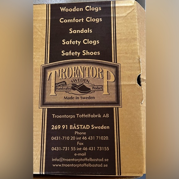 41 Troentorp Clogs | O’Keefe White flower pattern leather fits 10-11 NEW IN BOX - Picture 4 of 9